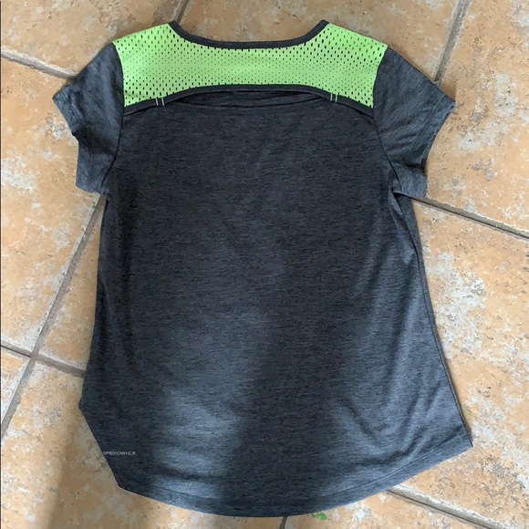 T shirt, top - Picture 2 of 2